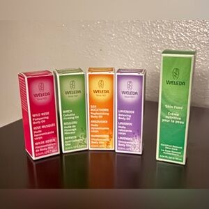 Weleda Body Oil Essentials Kit + Skin Food | Mini Travel Set | Natural Skincare